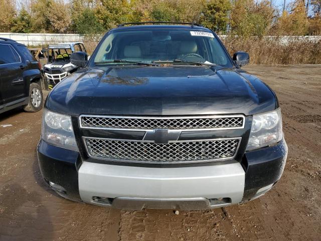 Photo 5 from auction – 2011 CHEVROLET AVALANCHE with VIN 3GNTKFE33BG147299