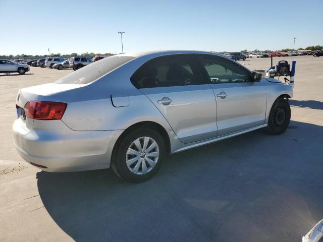 Photo 3 from auction – 2014 VOLKSWAGEN JETTA BASE with VIN 3VW2K7AJ4EM216969