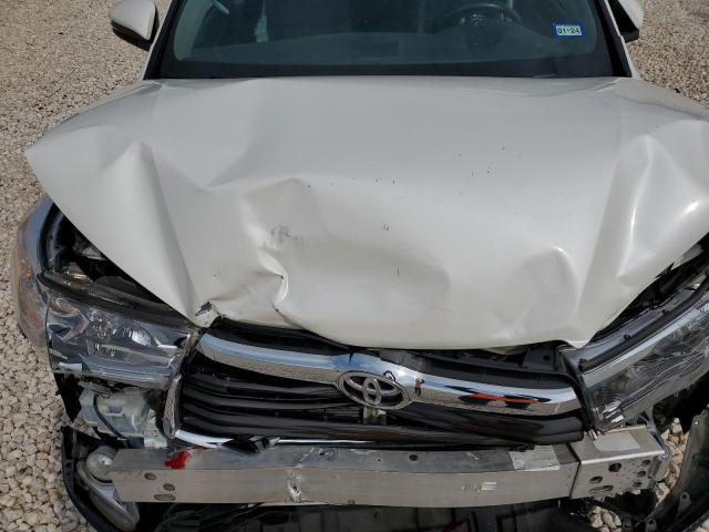 Photo 11 from auction – 2016 TOYOTA HIGHLANDER with VIN 5TDYKRFH3GS139352