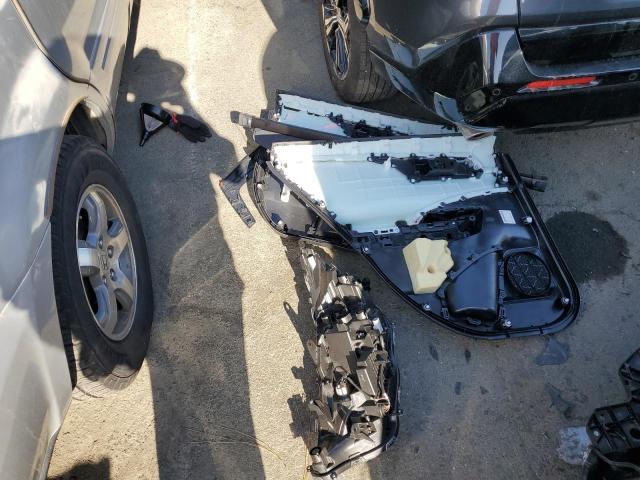 Photo 12 from auction – 2023 TOYOTA RAV4 PRIME with VIN JTMFB3FV4PD147966