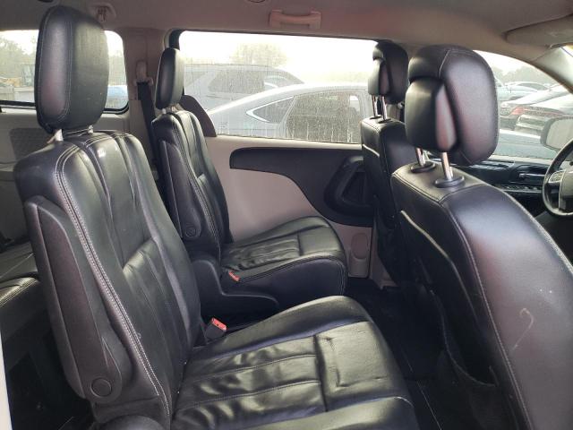 Photo 11 from auction – 2013 CHRYSLER TOWN & COU with VIN 2C4RC1BG3DR622862