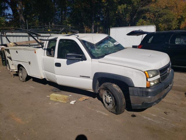 Photo 4 from auction – 2006 CHEVROLET SILVERADO with VIN 1GBHC29U06E224641