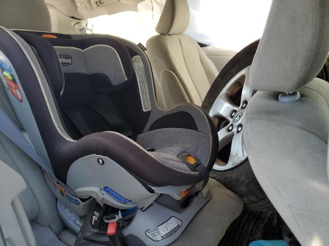 Photo 11 from auction – 2011 TOYOTA SIENNA with VIN 5TDZK3DC7BS144863