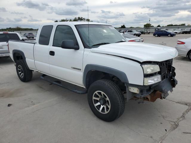 Photo 4 from auction – 2005 CHEVROLET SILVERADO with VIN 1GCHC29U15E136708