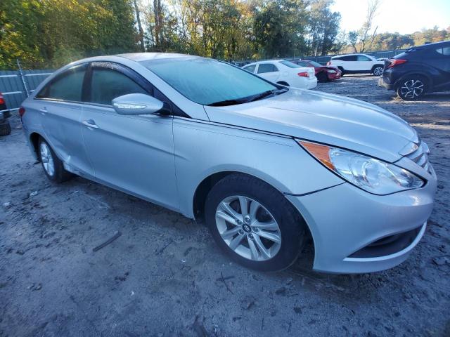 Photo 4 from auction – 2014 HYUNDAI SONATA GLS with VIN 5NPEB4AC7EH940502