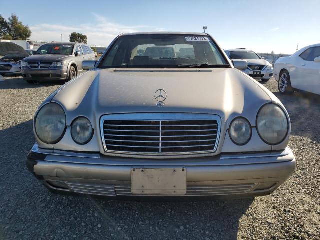 Photo 5 from auction – 1998 MERCEDES-BENZ E 300TD with VIN WDBJF25F0WA477282