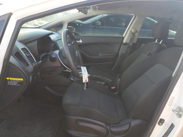 Photo 7 from auction – 2017 KIA FORTE LX with VIN KNAFK5A86H5706813