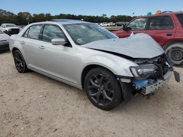 Photo 4 from auction – 2023 CHRYSLER 300 S with VIN 2C3CCABG8PH537536