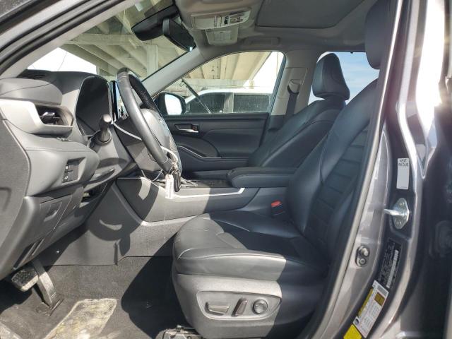 Photo 7 from auction – 2022 TOYOTA HIGHLANDER with VIN 5TDGZRAH1NS543777
