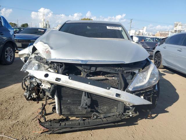 Photo 5 from auction – 2012 HYUNDAI GENESIS 3. with VIN KMHGC4DD4CU161826