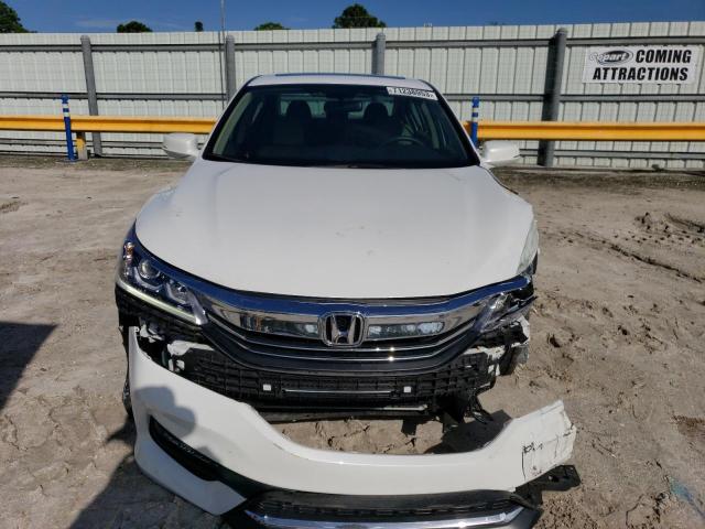 Photo 5 from auction – 2016 HONDA ACCORD with VIN 1HGCR2F79GA119562