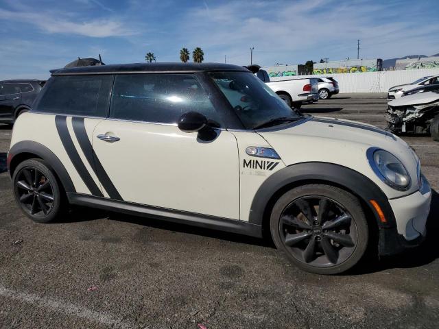 Photo 4 from auction – 2011 MINI COOPER S with VIN WMWSV3C57BTY13711