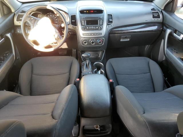 Photo 8 from auction – 2014 KIA SORENTO LX with VIN 5XYKT3A61EG508550
