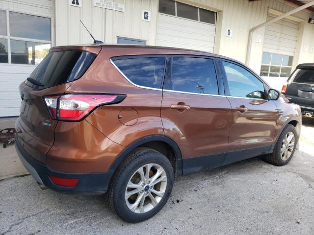 Photo 3 from auction – 2017 FORD ESCAPE SE with VIN 1FMCU9G98HUB75557