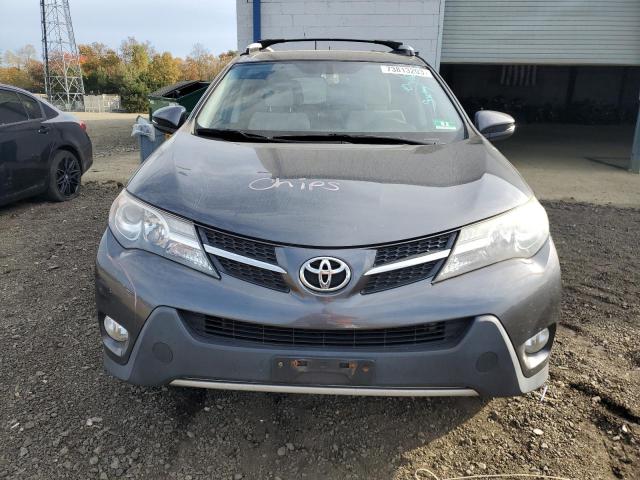 Photo 5 from auction – 2014 TOYOTA RAV4 XLE with VIN JTMRFREV9ED047252