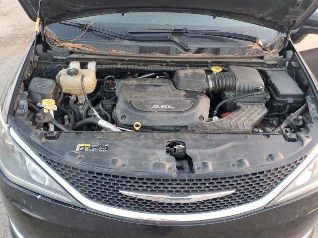 Photo 12 from auction – 2017 CHRYSLER PACIFICA T with VIN 2C4RC1BGXHR543887
