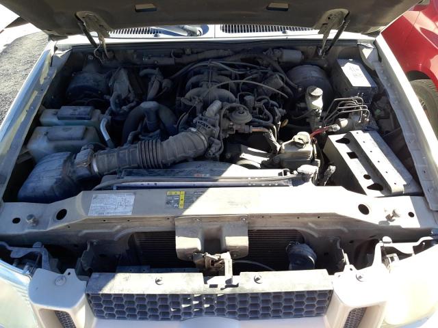Photo 11 from auction – 2004 FORD EXPLORER S with VIN 1FMZU67K54UC11792