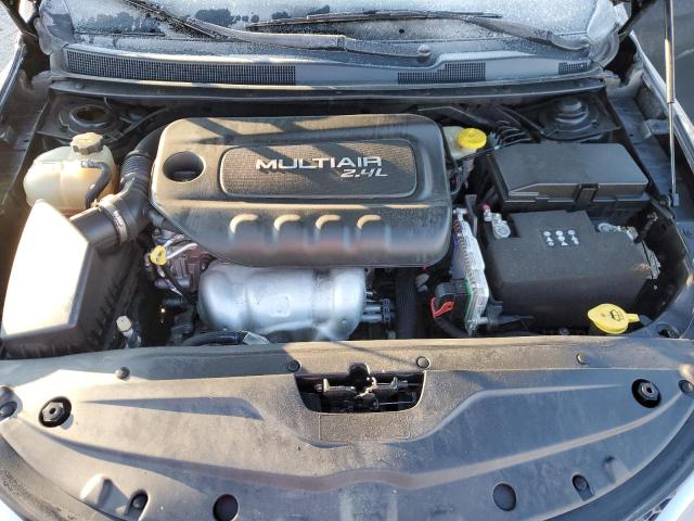 Photo 11 from auction – 2015 CHRYSLER 200 LIMITE with VIN 1C3CCCAB5FN567696