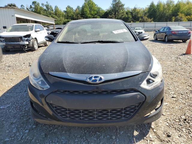 Photo 5 from auction – 2011 HYUNDAI SONATA HYB with VIN KMHEC4A40BA011238