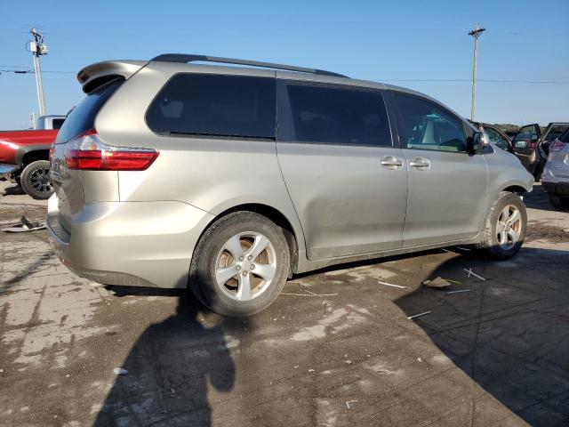 Photo 3 from auction – 2017 TOYOTA SIENNA LE with VIN 5TDKZ3DC5HS804775