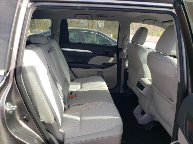 Photo 11 from auction – 2015 TOYOTA HIGHLANDER with VIN 5TDZKRFH7FS060009