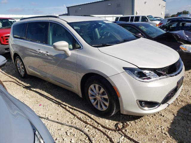 Photo 4 from auction – 2017 CHRYSLER PACIFICA T with VIN 2C4RC1BG4HR759895