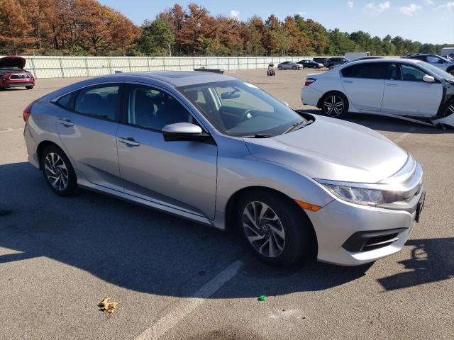 Photo 4 from auction – 2018 HONDA CIVIC EX with VIN 2HGFC2F76JH545071