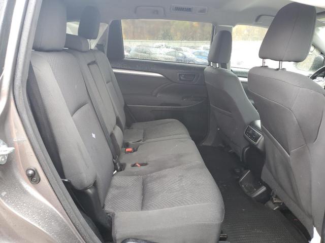 Photo 10 from auction – 2017 TOYOTA HIGHLANDER with VIN 5TDBZRFH4HS446497