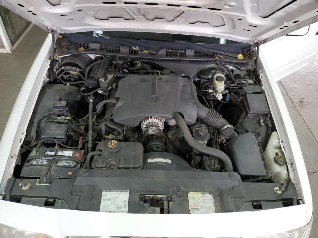 Photo 11 from auction – 1999 FORD CROWN VICT with VIN 2FAFP71W6XX189448