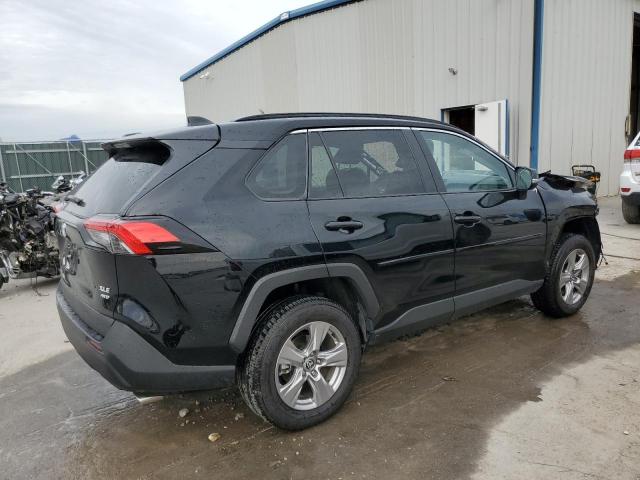 Photo 3 from auction – 2023 TOYOTA RAV4 XLE with VIN 2T3P1RFV8PC325098