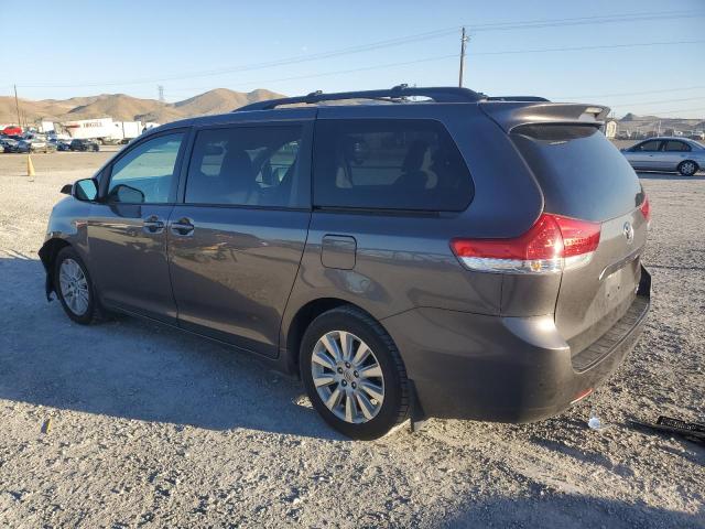 Photo 2 from auction – 2013 TOYOTA SIENNA LE with VIN 5TDJK3DC2DS065875