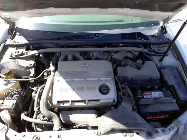 Photo 11 from auction – 2004 TOYOTA CAMRY LE with VIN 4T1BF30K54U065897