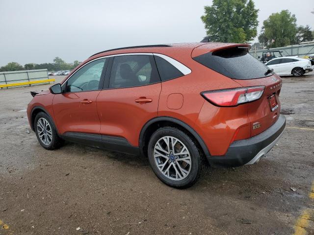 Photo 2 from auction – 2020 FORD ESCAPE SEL with VIN 1FMCU0H67LUA81310