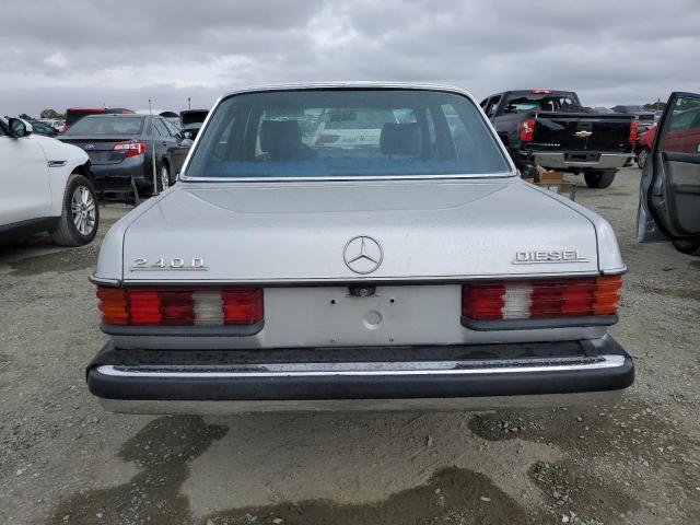 Photo 6 from auction – 1981 MERCEDES-BENZ 240 D with VIN WDBAB23A8BB254513