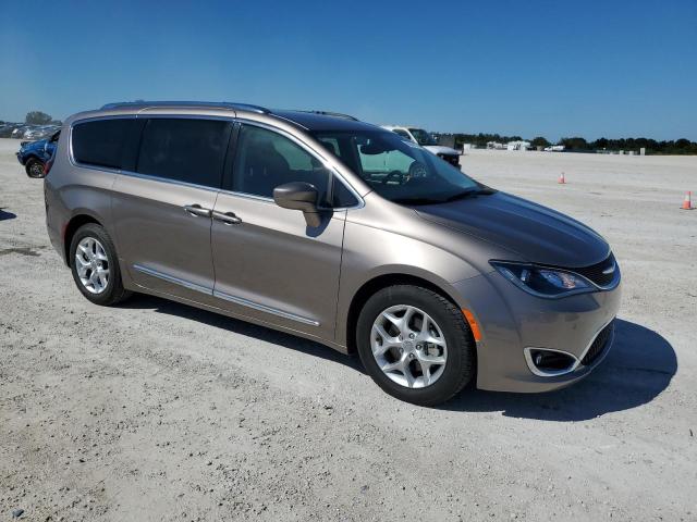 Photo 4 from auction – 2017 CHRYSLER PACIFICA T with VIN 2C4RC1EG8HR536626