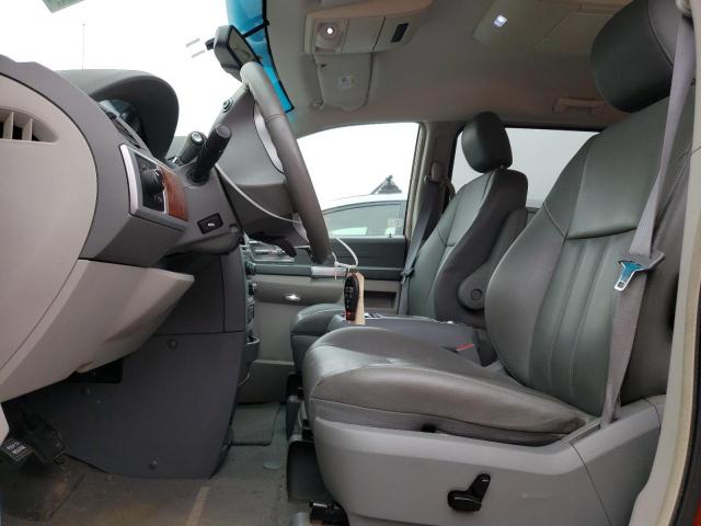 Photo 7 from auction – 2008 CHRYSLER TOWN & COU with VIN 2A8HR54P68R843532