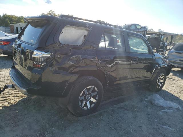 Photo 3 from auction – 2021 TOYOTA 4RUNNER SR with VIN JTERU5JR5M5970324