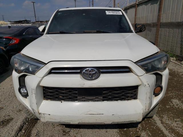Photo 5 from auction – 2020 TOYOTA 4RUNNER SR with VIN JTEBU5JR1L5762067