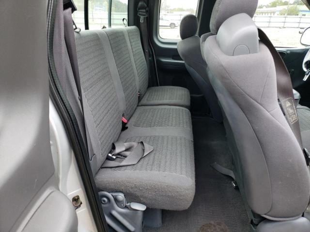 Photo 10 from auction – 2002 FORD F150 with VIN 1FTRX17202NB58439