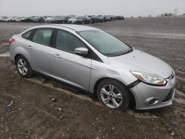 Zdjęcie 4 z aukcji – 2014 FORD FOCUS SE z VIN 1FADP3F24EL411906