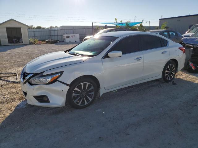 NISSAN ALTIMA 2017 with VIN 1N4AL3AP6HC155192 - Photo from auction