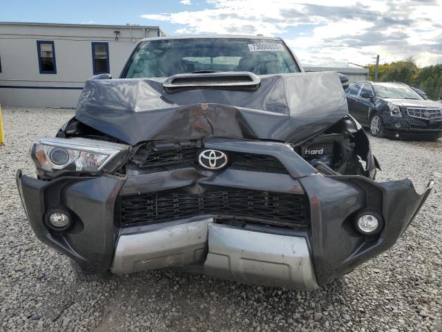 Photo 5 from auction – 2019 TOYOTA 4RUNNER SR with VIN JTEBU5JR8K5661803