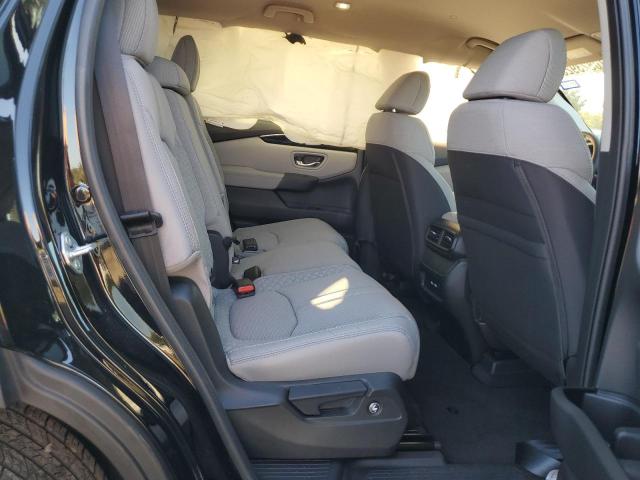 Photo 11 from auction – 2023 HONDA PILOT LX with VIN 5FNYG2H28PB004695