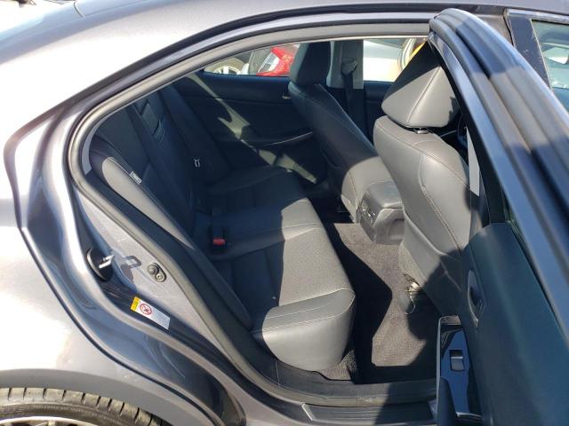 Photo 10 from auction – 2017 LEXUS IS 200T with VIN JTHBA1D24H5043731