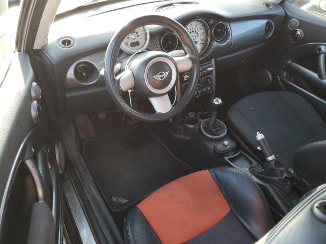 Photo 8 from auction – 2005 MINI COOPER with VIN WMWRC33506TK64685