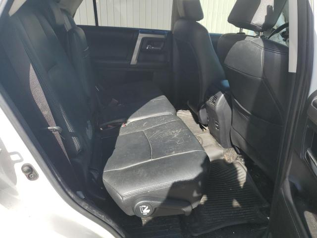 Photo 11 from auction – 2015 TOYOTA 4RUNNER SR with VIN JTEZU5JR0F5098122