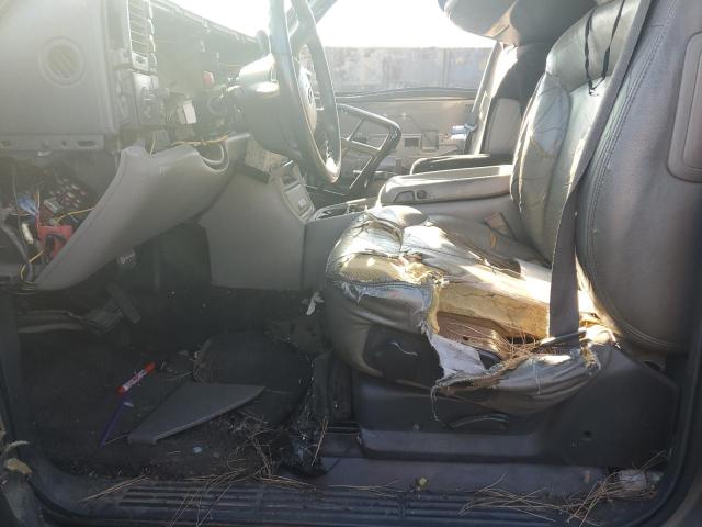 Photo 7 from auction – 2002 CHEVROLET SUBURBAN K with VIN 3GNFK16T72G225243