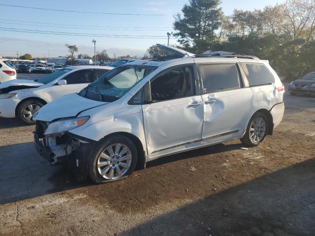 Photo 1 from auction – 2011 TOYOTA SIENNA XLE with VIN 5TDYK3DC3BS085354