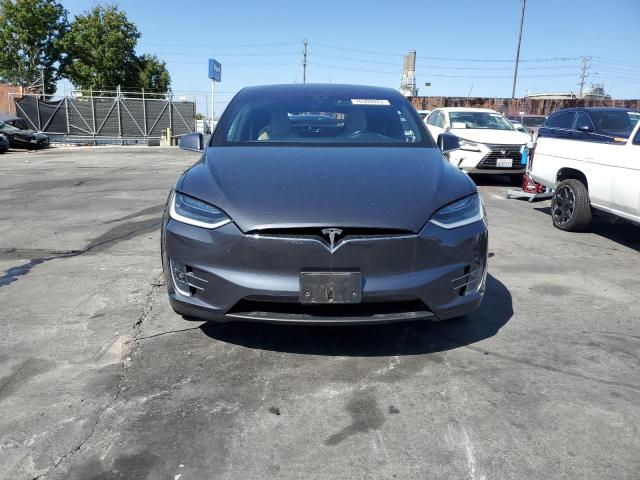 Photo 5 from auction – 2016 TESLA MODEL X with VIN 5YJXCBE4XGF001925