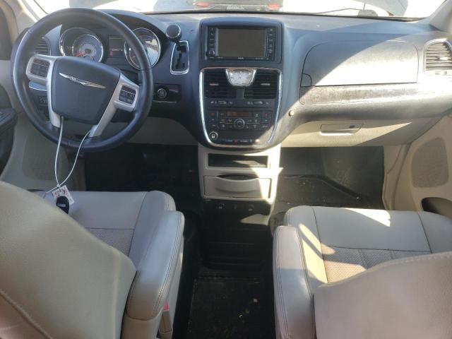 Photo 8 from auction – 2016 CHRYSLER TOWN & COU with VIN 2C4RC1CG5GR190200